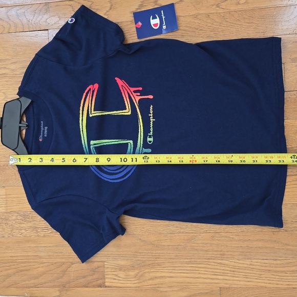 CHAMPION BRAND SIGNATURE BOYS DARK BLUE SHORT SLEEVE TEE-SHIRT SIZE MEDIUM 10-12 - Picture 12 of 15